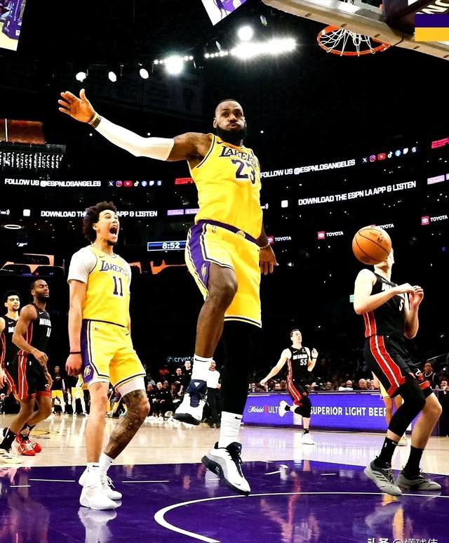 m6米乐在线官网-湖人主场战胜太阳，詹姆斯复出助攻不断