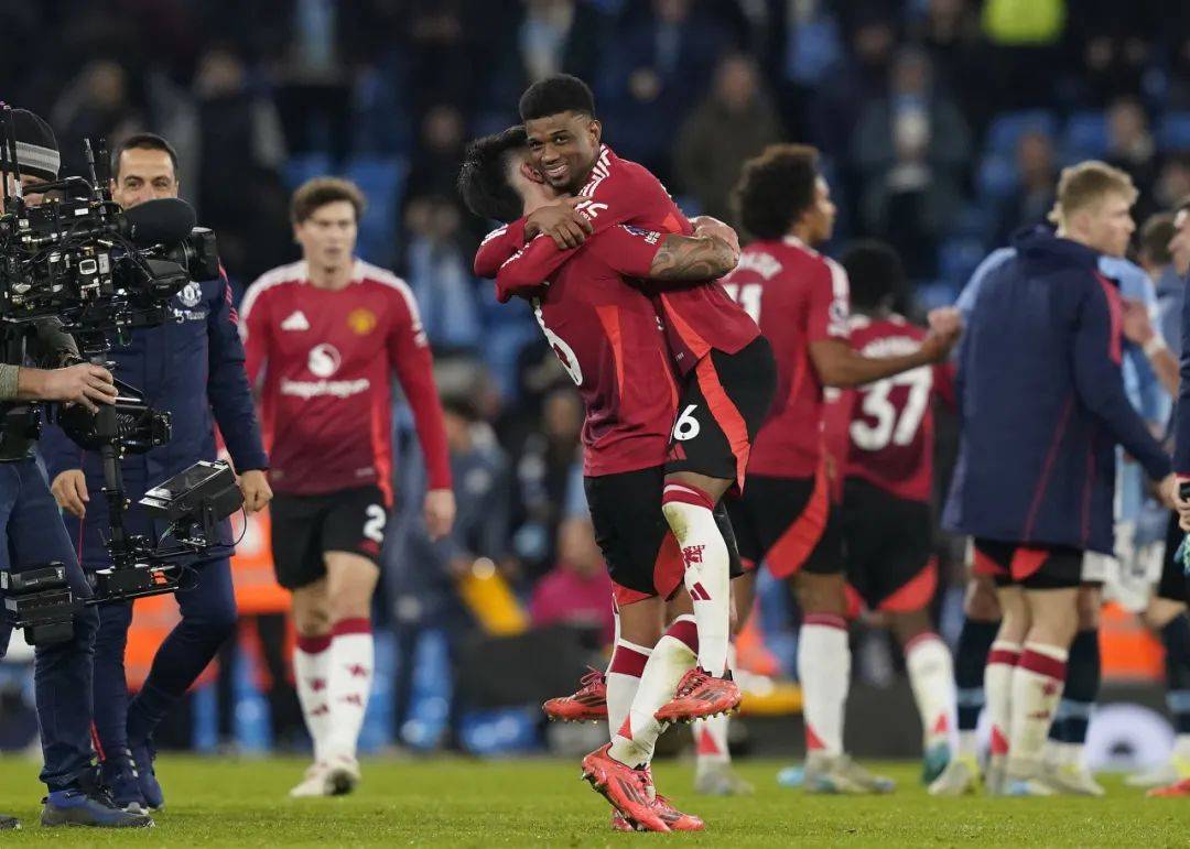 米乐m6官网-曼彻斯特城逆转胜利，实现下一轮淘汰赛的简单介绍